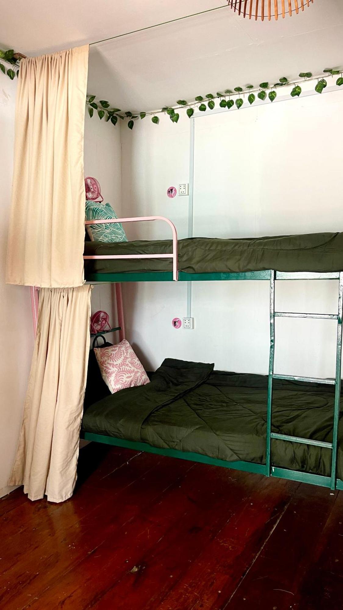 Yaiya Hostel & Smoothie Bar Kaoh Touch Exterior photo